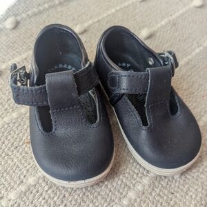 Baby leather shoes